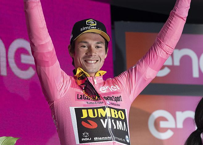 Primoz Roglic (SLO, Team Jumbo-Visma)  im Rosa Trikot, Maglia Rosa, Giro, Giro d Italia, Bologna