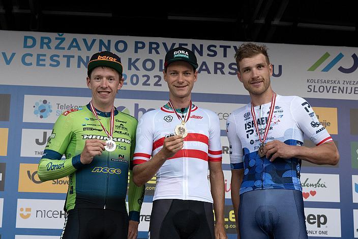 Das Siegerpodest v.l. 2. Platz Rainer Kepplinger (AUT, Hrinkow Advarics), Sieger Felix Grossschartner (AUT, Bora - Hansgrohe)  Elite Herren, 3. Platz Matthias Brändle (AUT, Israel Premier-Tech), Österreichische Meisterschaft Einzelzeitfahren, Novo Mesto, Slowenien