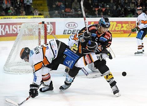 Philipp Lukas  Liwest Black Wings Linz, Sven Klimbacher Moser Medical Graz 99ers