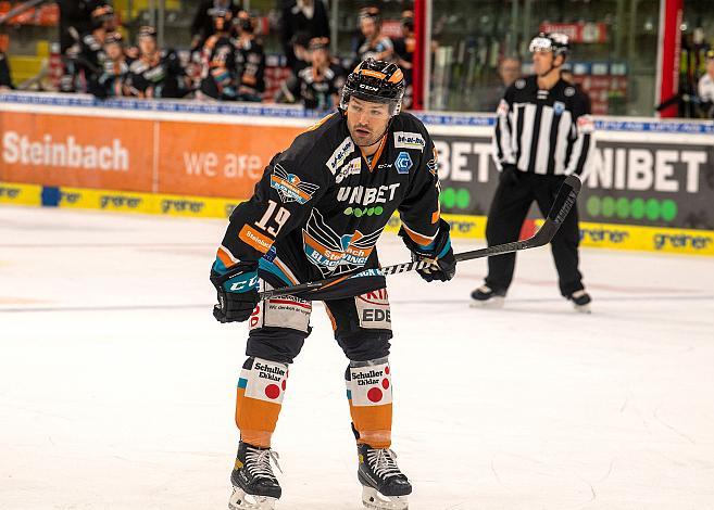 Andrew Kozek (Steinbach Black Wings 1992) Black Wings Linz vs Dornbirn Bulldogs , Eishockey, Bet at Home ICE Hockey League