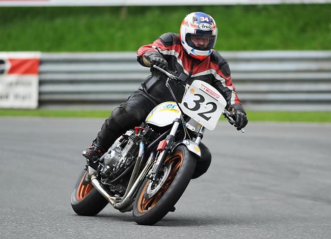 Nr.32 Mario Benzer