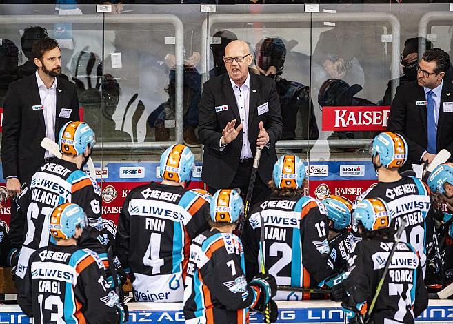 Im Bild:  Head-Coach Tom Rowe (EHC Liwest Black Wings Linz) Eishockey,  EHC Liwest Black Wings Linz vs Hydro Fehervar AV 19