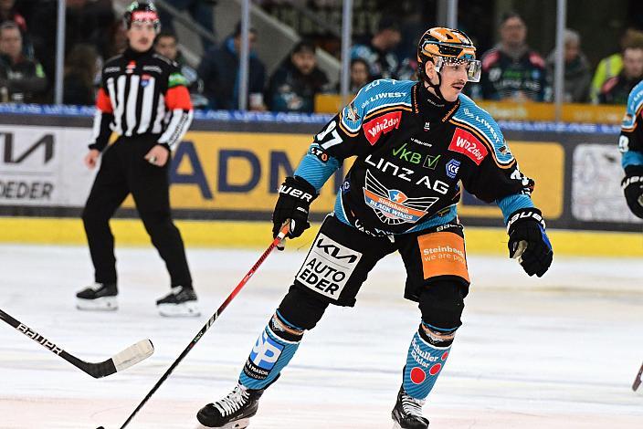  Luka Maver (Steinbach Black Wings Linz) Win2Day ICE Hockey League,  Steinbach Black Wings Linz vs  Migross Supermercati Asiago Hockey 1935,  Linz AG Eisarena 