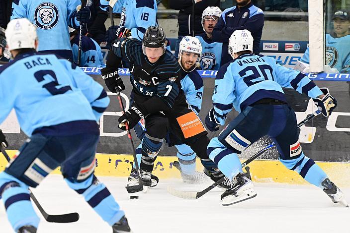 Brian Lebler (Steinbach Black Wings Linz) Steinbach Black Wings Linz - HK Nitra (SVK), Linz AG Eisarena 