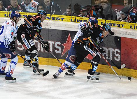 Matthias Iberer und gregor Baumgartner Liwest Black Wings Linz EC VSV