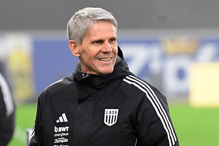 Trainer Dietmar Kühbauer (LASK), Fussball LASK vs SK Rapid  2025 - 2026