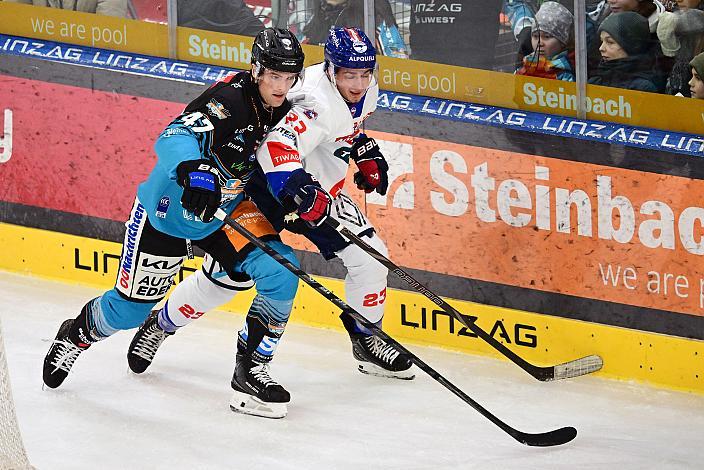 Logan Roe (Steinbach Black Wings Linz), Jonas Dobnig (HC Tiwag Innsbruck - Die Haie) 33. Runde ICE, Steinbach Black Wings Linz vs HC Innsbruck, Linz AG Eisarena 