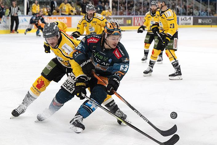 Joel Messner (HC Pustertal Wölfe), Niklas Bretschneider (Steinbach Black Wings Linz), Steinbach Black Wings Linz vs HC Pustertal Woelfe, ICE Eishockey Liga, Linz AG Eisarena