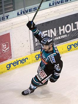 Jake Dowell (EHC Liwest Black Wings Linz) jubelt EHC Liwest Black Wings Linz vs HC TWK Innsbruck Die Haie