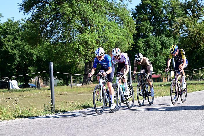 Die Ausreisser des Tages mit Arne Vanderlinden (BEL, Van Moer Logistics CT ) und dem späteren Podest 2. Platz Marek Stiblik (CZE, Roman Kreuziger Academy), Etappensieger Loek Hovers (NED, Willebrord Wil Vooruit), 3. Platz Marko Cickaric (SRB, Lotus Team),  (2. Etappe,  51. Int. Oberösterreich Junioren Rundfahrt, Eberstalzell - Eberstalzell