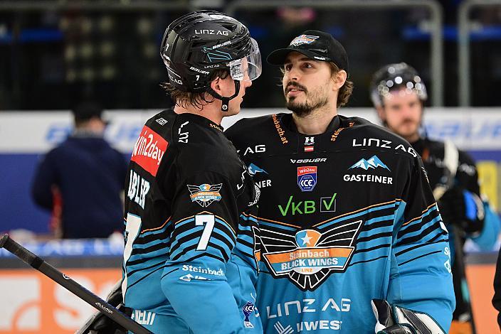 Brian Lebler (Steinbach Black Wings Linz), Tormann Thomas Höneckl (Steinbach Black Wings Linz), Saisonende in Linz, Spiel 2 Pre-Playoffs,  ICE, Steinbach Black Wings Linz vs EC iDM Wärmepumpen VSV, Linz AG Eisarena 