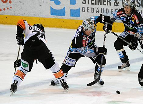 Rob Shearer Liwest Black Wings Linz vs. Moser Medical Graz 99ers