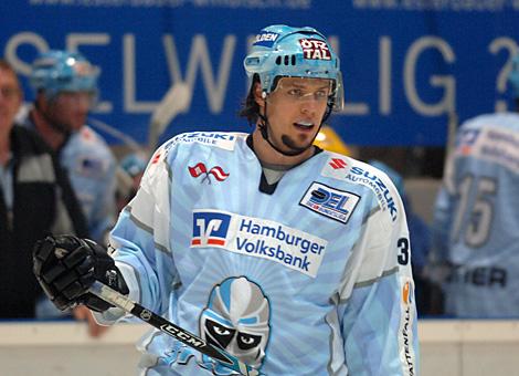 #33 Christoph Brandner, AUT, Stuermer, Hamburg Freezers.