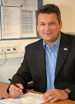 EHC Liwest Black Wings Linz, Clubpraesident Ing. Peter Freunschlag