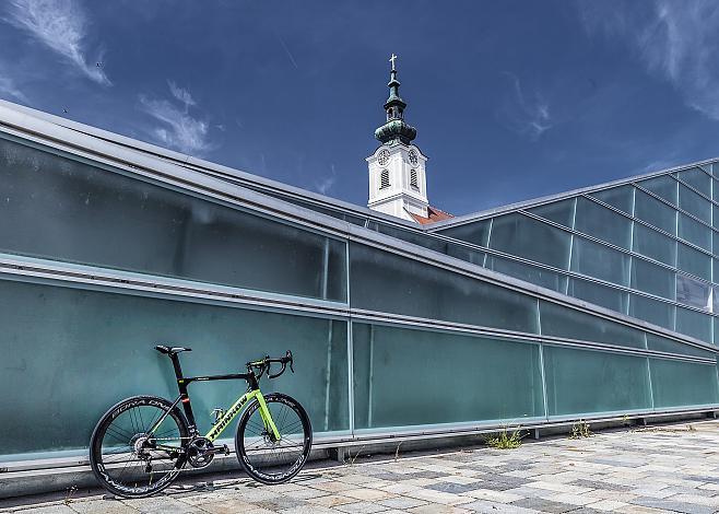 Hrinkow Rennrad Lion Aero Carbon Campagnolo Super Record EPS Disc 