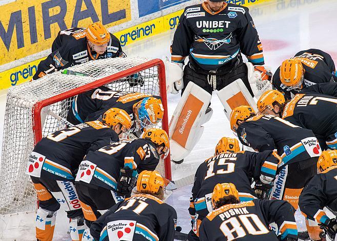 Das Team der Steinbach Black Wings 1992 Bratislava Capitals vs Steinbach Black Wings 1992, Auswärtsspiel statt in Bratislava in Linz, Eishockey, Bet at Home ICE Hockey League