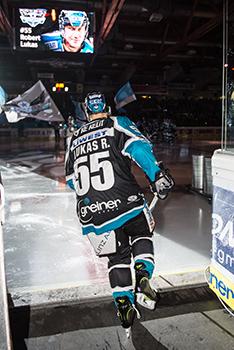 Robert Lukas (EHC Liwest Black Wings Linz), EHC Liwest Black Wings Linz vs EC Red Bull Salzburg, Platzierungsrunde
