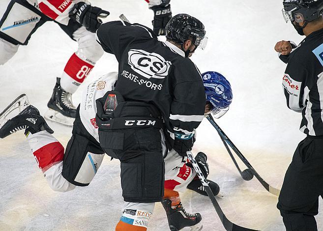 Will Pelletier (Black Wings 1992) beim Bully Black Wings Linz vs HC Innsbruck „die Haie“,  Eishockey, Testspiel