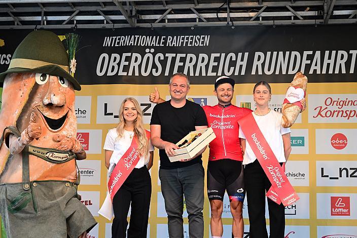 Im Roten Kornspitz Trikot des Gesamtführenden der Wertung Bester Österreicher Daniel Federspiel (AUT, Team Felt - Felbermayr), Wels - Aigen - Schlägl, 14. Int. Raiffeisen OÖ-Radrundfahrt UCI Kat. 2.2