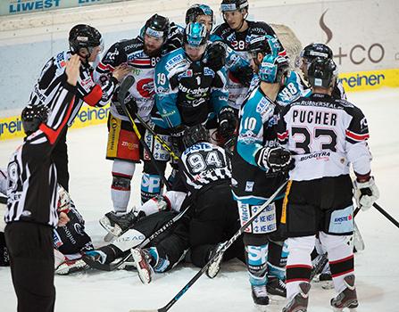 Harter Kampf zwischen Linz und Znaim, EHC Liwest Black Wings Linz vs HC Orli Znojmo, Platzierungsrunde