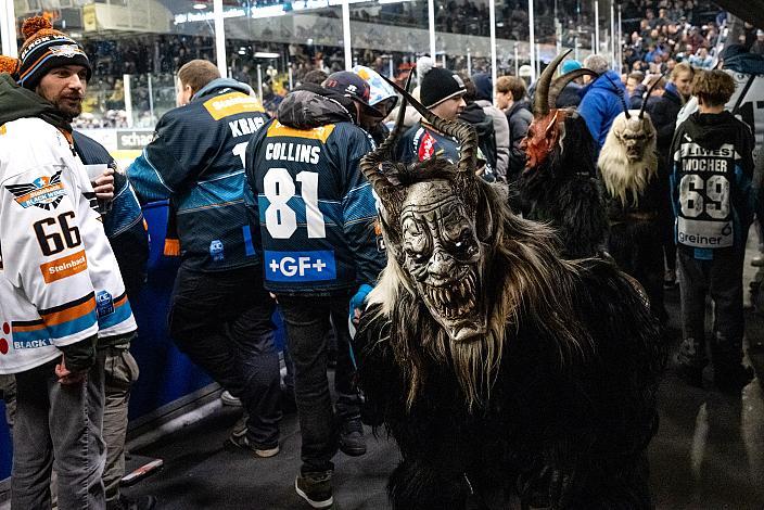 Perchten in der Linzer Eishalle, Steinbach Black Wings Linz vs Hydro Fehervar AV19, Weihnachtstrikot ICE Eishockey Liga, Linz AG Eisarena
