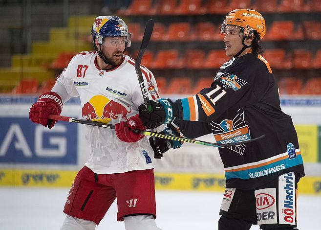 David McIntyre (EC Red Bull Salzburg), Dennis Yan (Steinbach Black Wings 1992) Steinbach Black Wings 1992 vs EC Red Bull Salzburg, Eishockey, Bet at Home ICE Hockey League