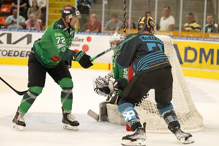 Lukas Kozak (HC Nove Zamky), Matt MacKenzie (Steinbach Black Wings Linz) Testspiel Steinbach Black Wings Linz vs HC Nove Zamky, Linz AG Eisarena, pre season 