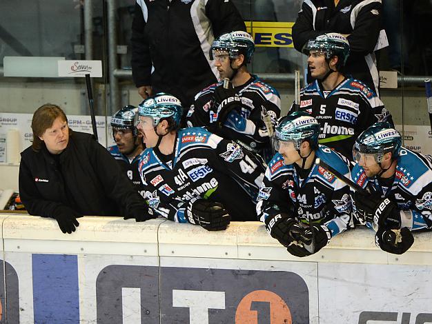 Curtis Murphy, Linz nicht zufrieden mit dem Schiedsrichter, EHC Liwest Black Wings Linz vs KHL Medvescak Zagreb