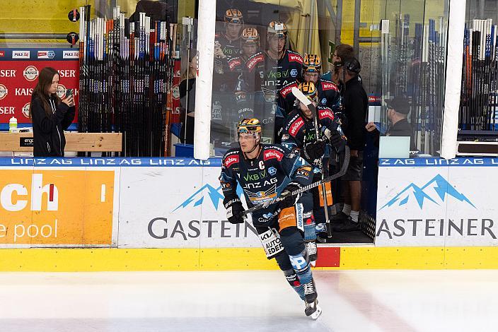 Brian Lebler (Steinbach Black Wings Linz) Steinbach Black Wings Linz vs EC IDM Wärmepumpen VSV, 2. Runde ICE Eishockey Liga, Linz AG Eisarena
