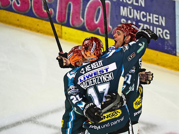 Patrick Spannring, Linz feiert  EHC Liwest Black Wings Linz vs HC Orli Znojmo, 2. Viertelfinale, Play-Off