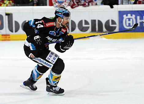 #14 Florian Iberer, Verteidiger, Liwest Black Wings Linz