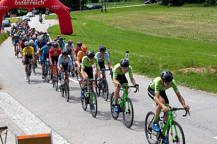 Team Hrinkow Advarics Cycleang  mit Michael Konczer (AUT, Hrinkow Advarics Cycleang), Jonas Rapp (GER, Hrinkow Advarics Cycleang), Luka Pajek (SLO, Hrinkow Advarics Cycleang Team) 1. Etappe Wels - Maria Schmolln, Int. Raiffeisen Oberösterreich Rundfahrt UCI Kat. 2.2