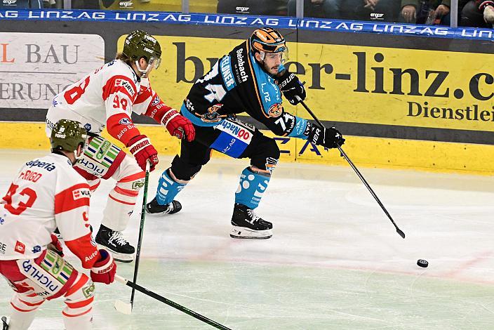 Cole Hults (HCB Südtirol Alperia), Nico Feldner (Steinbach Black Wings Linz)  Win2Day ICE Hockey League,  Steinbach Black Wings Linz vs  HCB Südtirol Alperia,  Linz AG Eisarena 