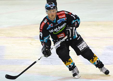 #19 Rob Shearer, Stuermer, EHC Liwest Black Wings Linz