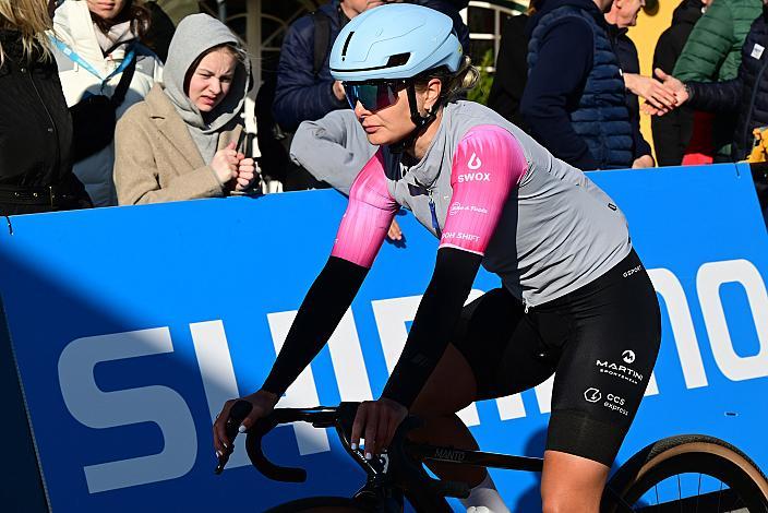 Jana Gigele (AUT, AURUM GRVL Team)  Staatsmeisterin 06.04.2025 RAD 2. UCI Woerthersee Gravel Race Damen, Velden am Wörthersee