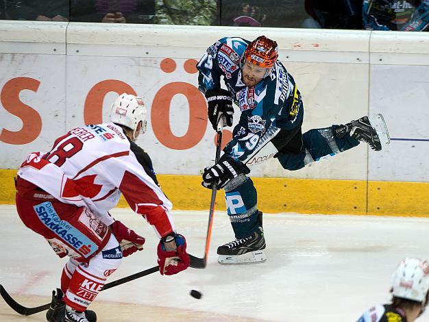 Gregor Baumgartner, Linz und Florian Iberer, EC KAC, EHC Liwest Black Wings Linz vs EC KAC