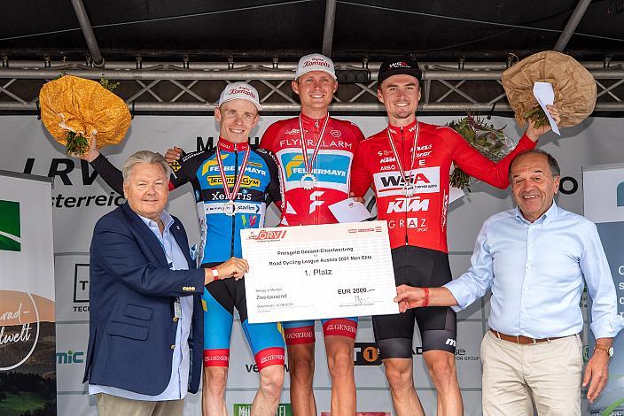 v.l. Harald J. Mayer (ÖRV, Präsident Österreichischer Radsportverband), 2. Platz Daniel Lehner (AUT, Team Felbermayr Simplon Wels), Sieger Radliga Moran Vermeulen (AUT, Team Felbermayr Simplon Wels), 3. Platz Daniel Auer (AUT, WSA KTM Graz), Mühlviertler Hügelwelt Classic, Strassenrennen Königswiesen, Radsport