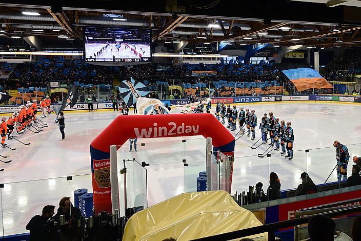 Play Off Zeit in der Win2Day ICE Hockey League,  1. Viertelfinale, Steinbach Black Wings Linz vs Moser Medical Graz 99ers,  Linz AG Eisarena 