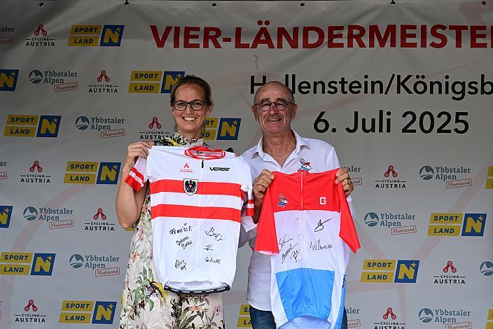 Ehrung für Bgm. Manuela Zebenholzer, Hollenstein an der Ybbs,  Vier Länder Meisterschaft U23,  Austria