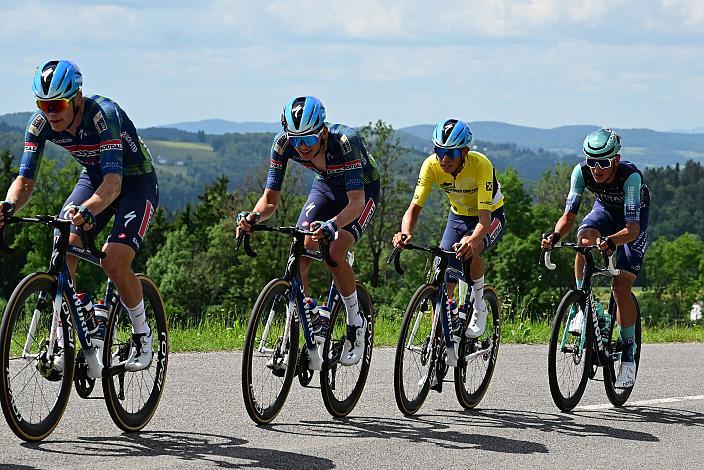 Im Gelben Trikot des Gesamtführenden Henrique Ribeiro Bravo (BRA, Soudal - Quickstep Devo Team)  4. Etappe Aigen - Schlägl Aigen - Schlägl, Oberösterreich Rundfahrt