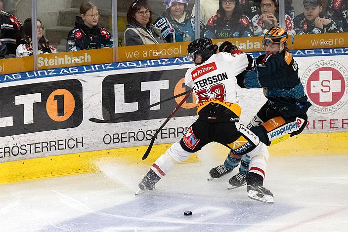 Bobbo Petersson (Bemer Pioneers Vorarlberg), Brian Lebler (Steinbach Black Wings Linz), Steinbach Black Wings Linz vs Bemer Pioneers Vorarlberg, Linz AG Eisarena 