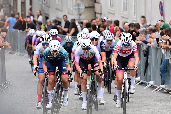 Lydia Ventker (GER, RSG Team Cookina ARBÖ ASKÖ Graz/ RSV Gütersloh 1931 e.V) Damen Elite, Amelie Cooper (GBR, Union Raiffeisen Radteam Tirol), U23, Road Cycling League Austria, Altstadt Kriterium Graz Damen