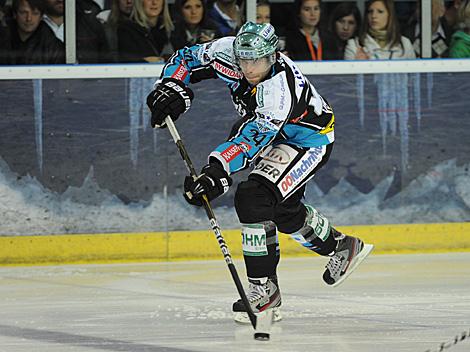 Adrian Veideman, Linz. EC Red Bull Salzburg vs. EHC Liwest Black Wings Linz 