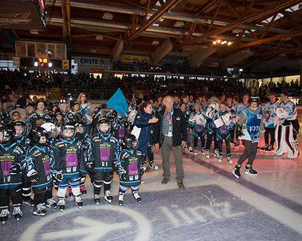 Otto Gaffal und  Black Wings Linz Nachwuchs,EHC Liwest Black Wings Linz vs Dornbirner Eishockey Club