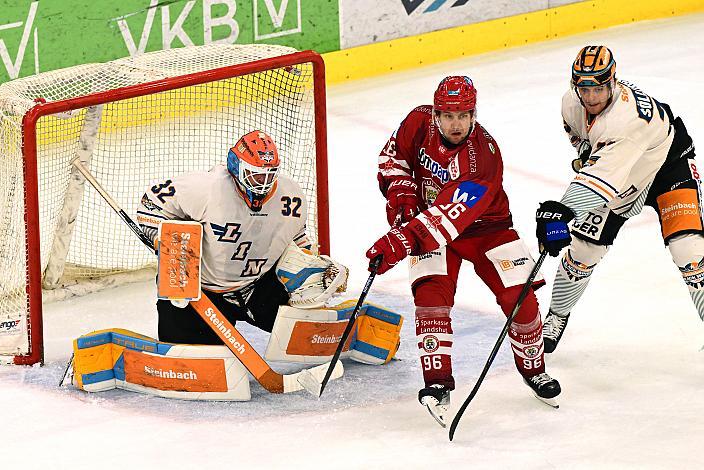 Tormann Rasmus Tirronen (Steinbach Black Wings Linz),  David Zucker (EV Landshut), Patrick Söllinger (Steinbach Black Wings Linz) Testspiel, Steinbach Black Wings Linz vs ELV Landshut , Linz AG Eisarena 