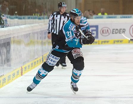 Philipp Lukas (EHC Liwest Black Wings Linz) EHC Liwest Black Wings Linz vs Graz 99ers