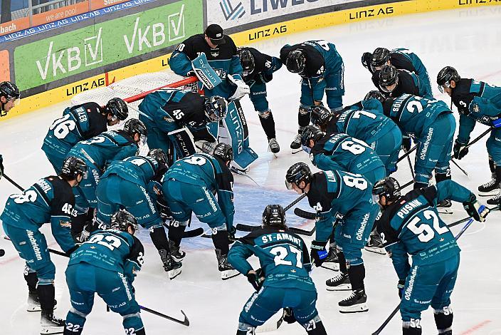 Das Team der Steinbach Black Wings Linz Testspiel Steinbach Black Wings Linz vs EC VSV, Linz AG Eisarena 