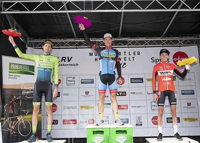 Siegerpodest Herren Elite, v.l. Jonas Rapp (GER, Hrinkow Advarics Cycleang), Sieger Riccardo Zoidl (AUT, Team Felbermayr Simplon Wels), 3.Platz 1. Martin Messner (AUT, Team WSA Graz ARBOE) Mühlviertler Hügelwelt Classik, Königswiesen,  U23, Elite Damen und Herren