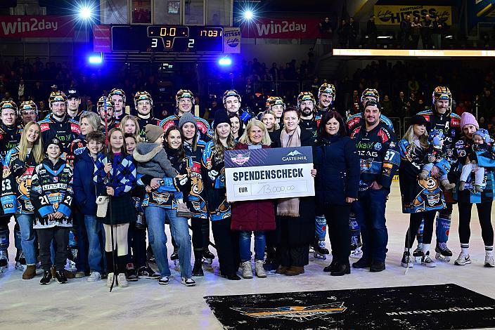 Ladies Charity , Win2Day ICE Hockey League,  Steinbach Black Wings Linz vs EC Red Bull Salzburg,  Linz AG Eisarena 