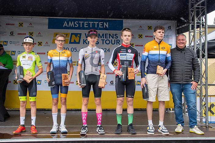 Podest Etappe 4. Georg Wartlsteiner (AUT, LRV Tirol), 2. Platz Agoston Molnar (HUN, MTB Sopron), Etappensieger Marc Hierschläger (AUT, LRV OÖ - Wien), 3. platz Tim Niklas Brehme (GER, Thüringen), 5. Platz Mate Lovasz (HUN),  01.06.2024. 3. Etappe, Amstetten,  Sportland NOE WOMENS  KIDS Tour